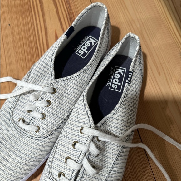 Women’s Keds - Picture 2 of 4
